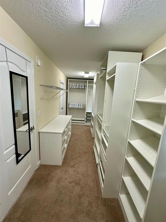 For Rent: $3,500 (4 beds, 2 baths, 2623 Square Feet)