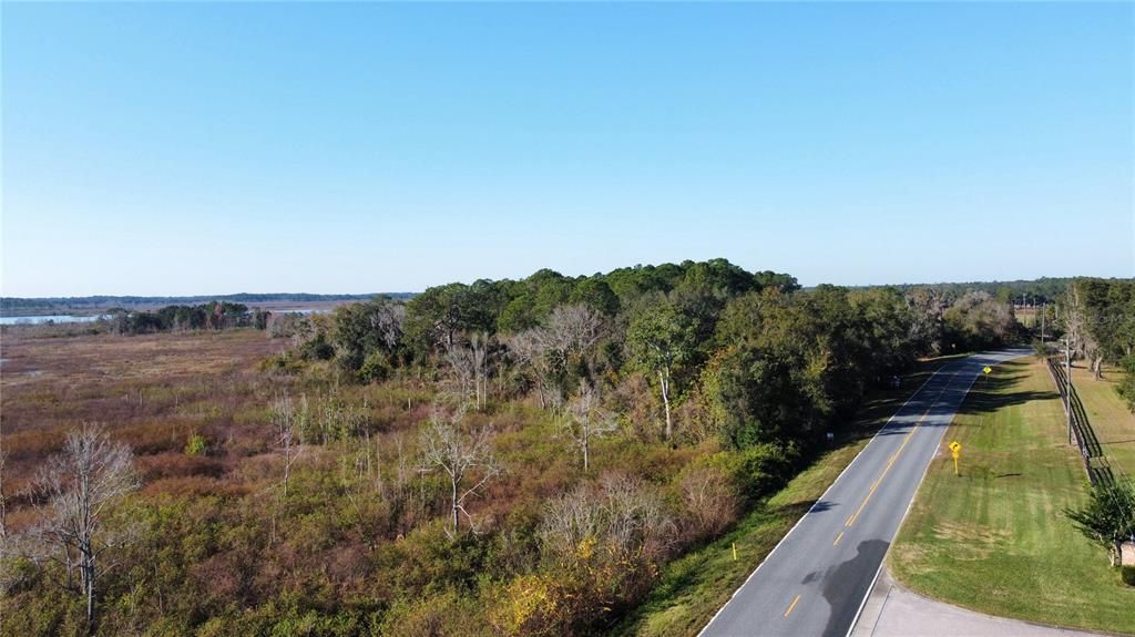 На продажу: $299,000 (35.17 acres)