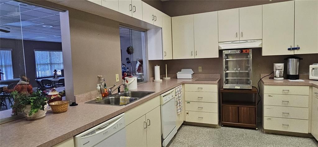 For Sale: $207,000 (3 beds, 2 baths, 1244 Square Feet)