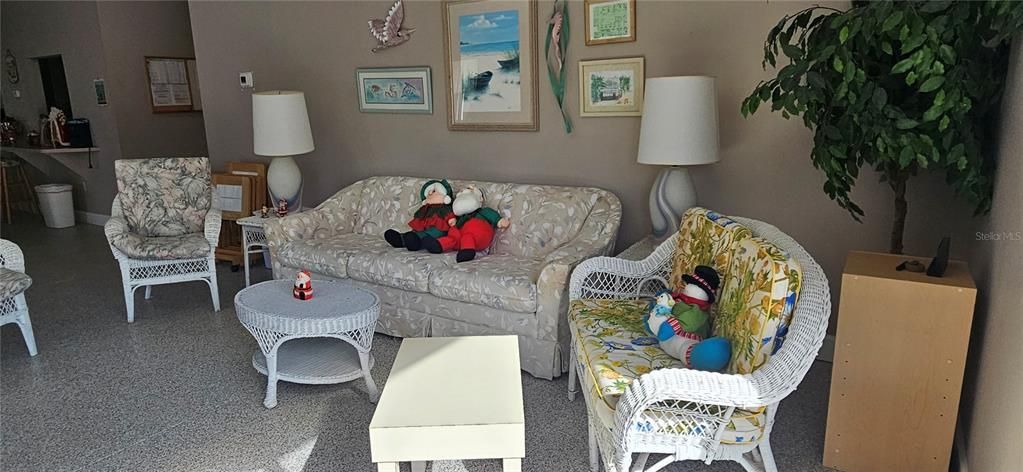 For Sale: $207,000 (3 beds, 2 baths, 1244 Square Feet)