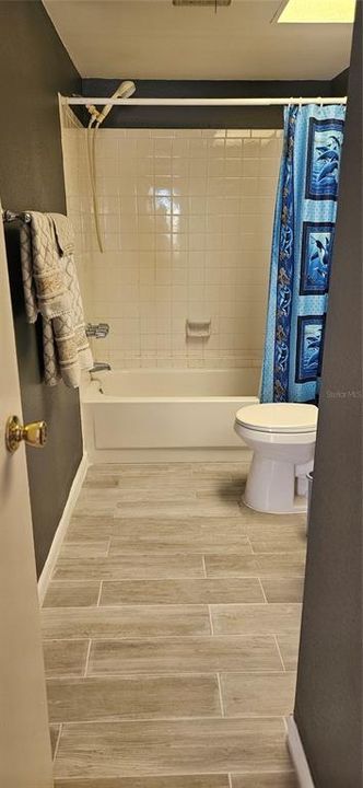 For Sale: $207,000 (3 beds, 2 baths, 1244 Square Feet)