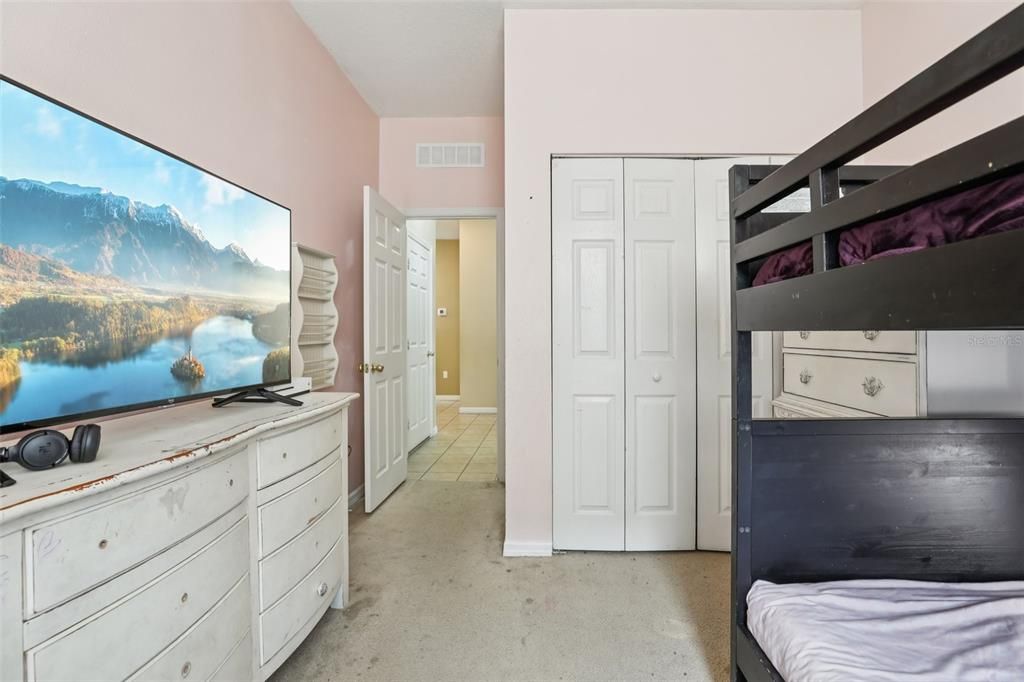 待售: $339,000 (4 贝兹, 2 浴室, 1686 平方英尺)