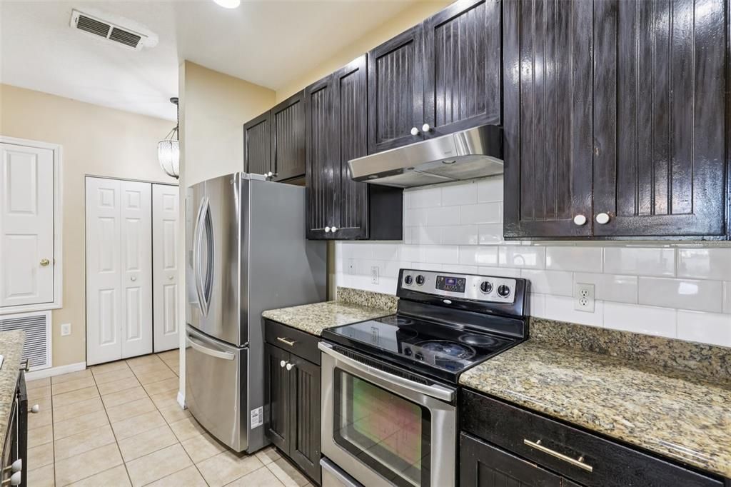 待售: $339,000 (4 贝兹, 2 浴室, 1686 平方英尺)