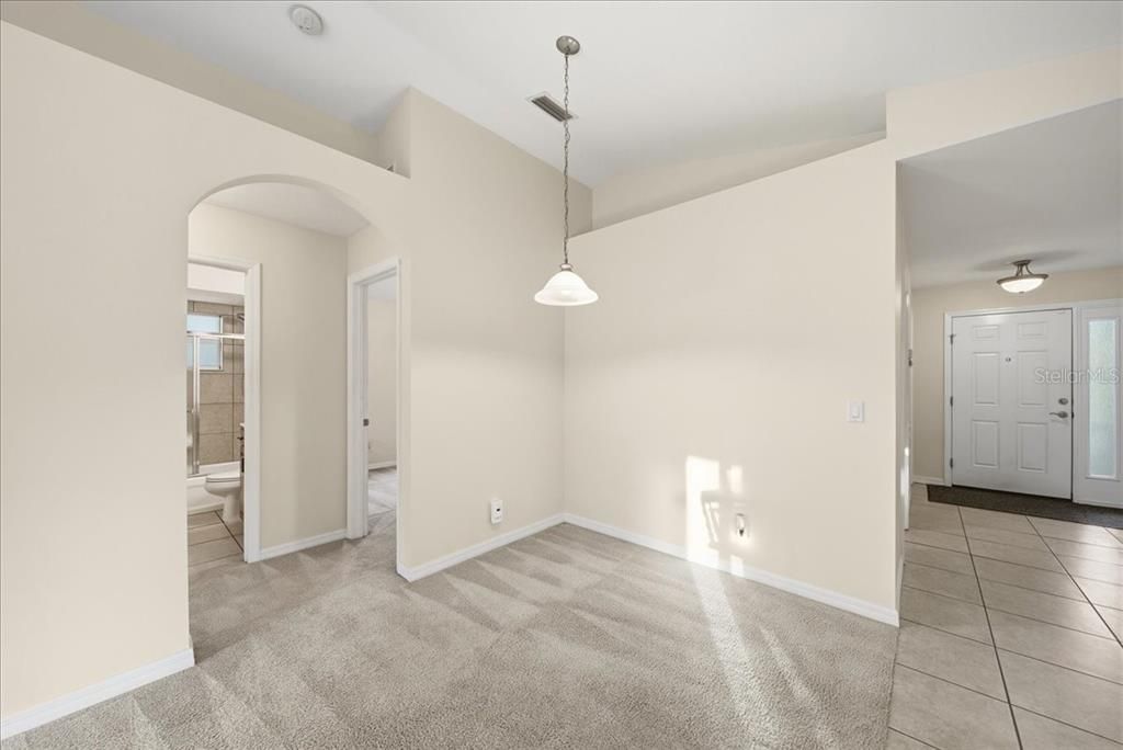 For Sale: $475,000 (3 beds, 2 baths, 1684 Square Feet)