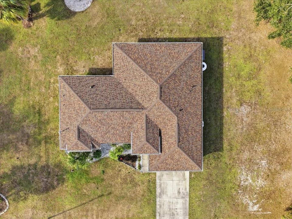 For Sale: $475,000 (3 beds, 2 baths, 1684 Square Feet)