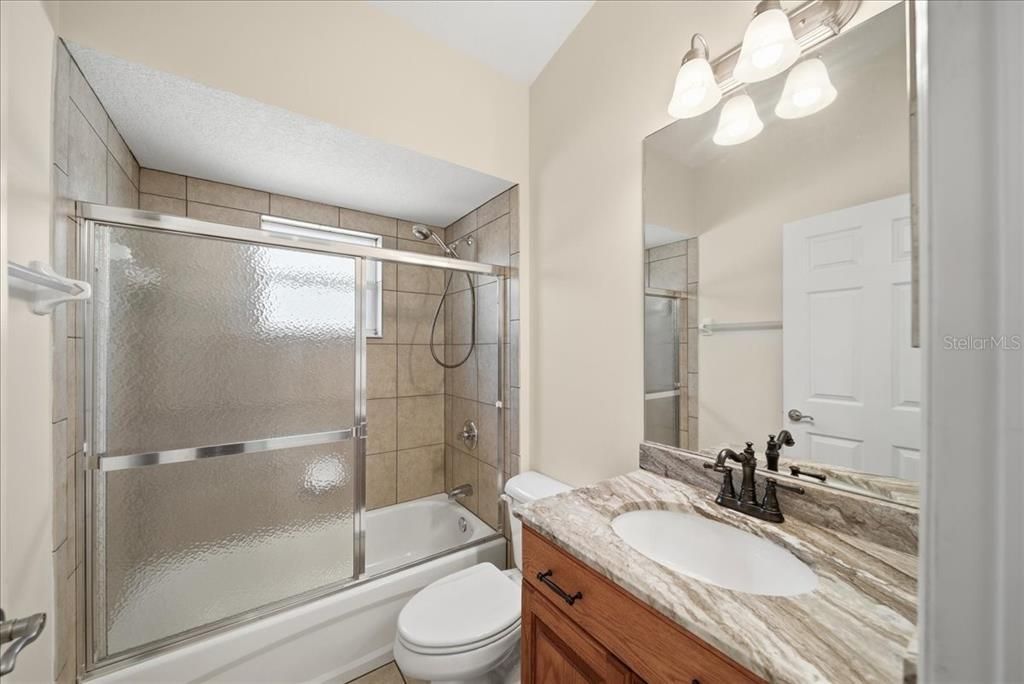 For Sale: $475,000 (3 beds, 2 baths, 1684 Square Feet)