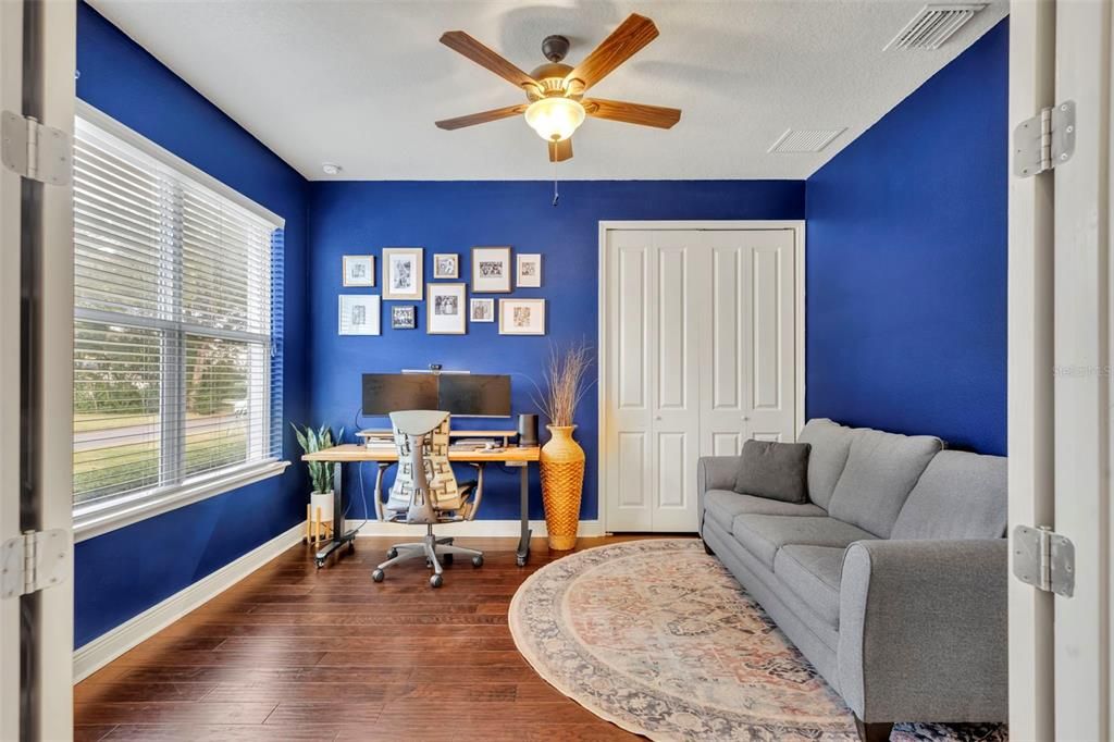 For Sale: $1,200,000 (5 beds, 3 baths, 2868 Square Feet)