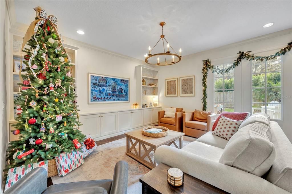 For Sale: $1,200,000 (5 beds, 3 baths, 2868 Square Feet)