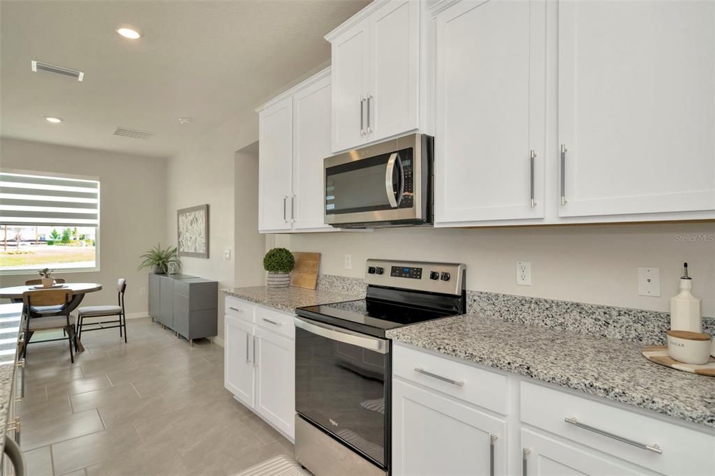 待售: $470,000 (4 贝兹, 3 浴室, 2798 平方英尺)