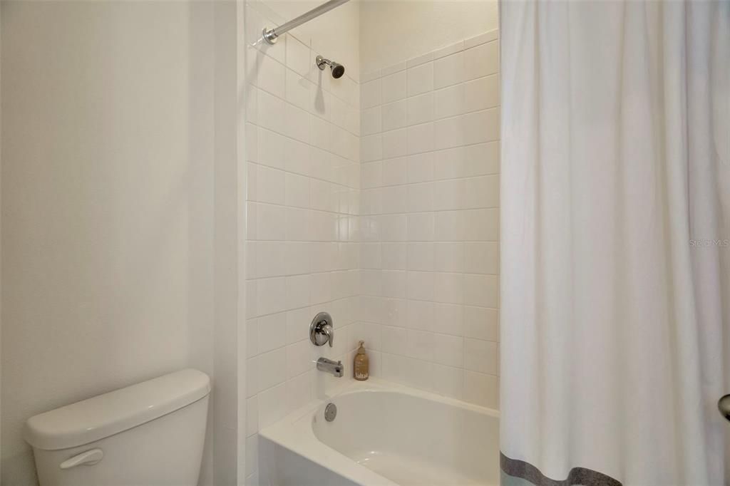 待售: $470,000 (4 贝兹, 3 浴室, 2798 平方英尺)