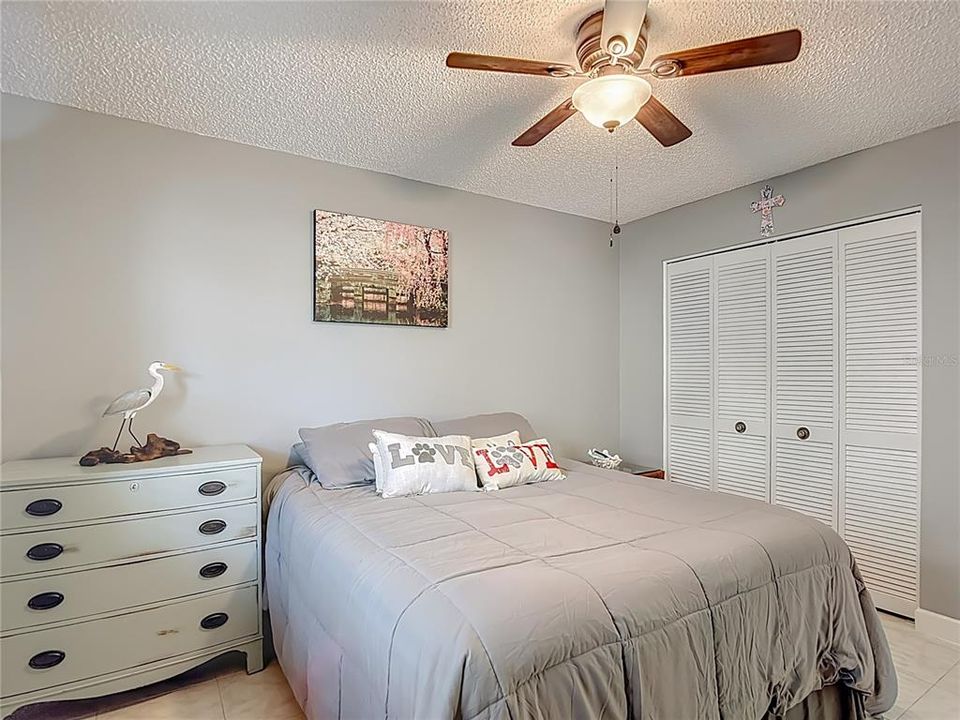 На продажу: $385,000 (3 спален, 2 ванн, 1648 Квадратных фут)