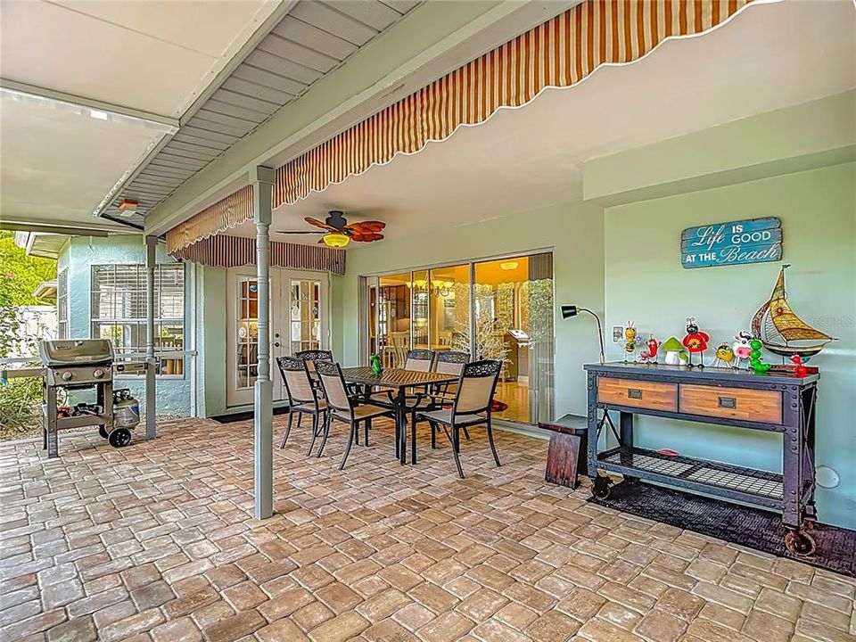 На продажу: $385,000 (3 спален, 2 ванн, 1648 Квадратных фут)