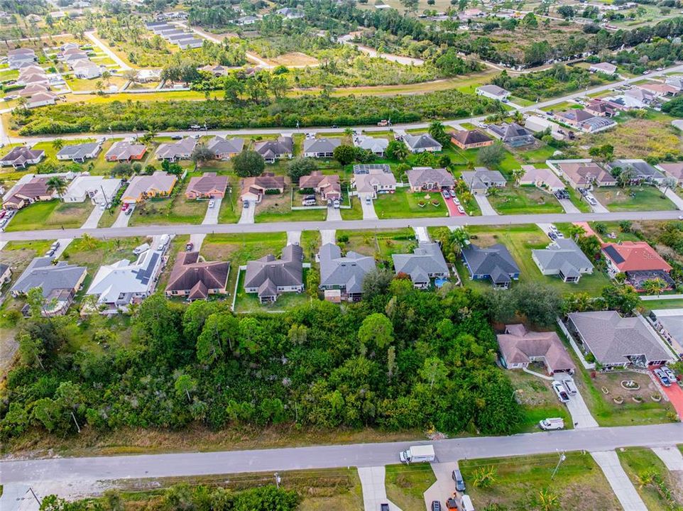 En Venta: $344,800 (4 camas, 2 baños, 2557 Pies cuadrados)