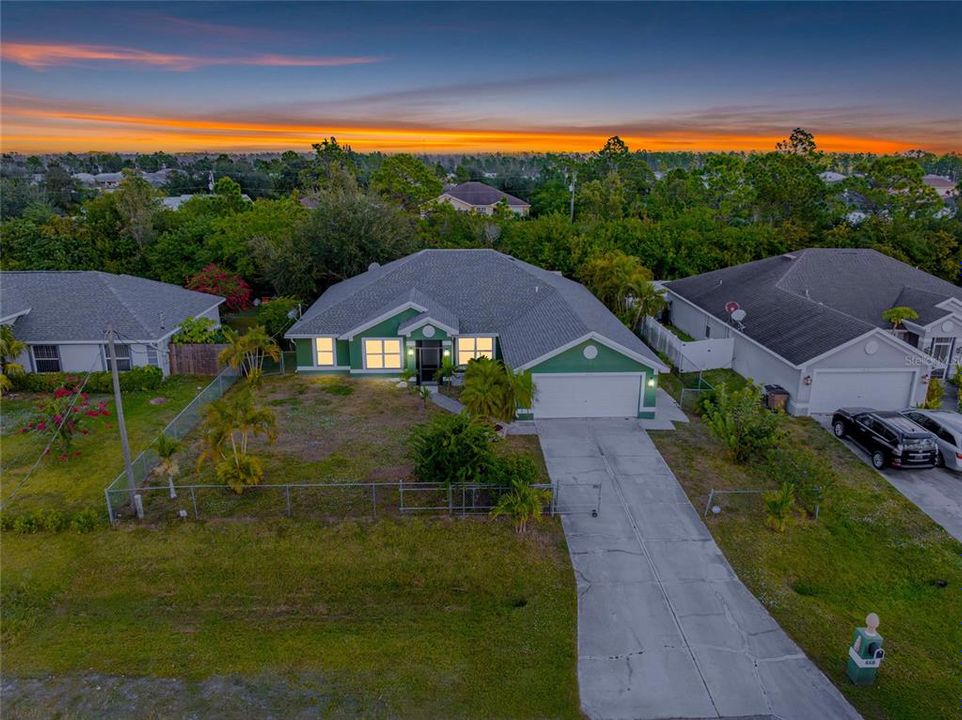 En Venta: $344,800 (4 camas, 2 baños, 2557 Pies cuadrados)