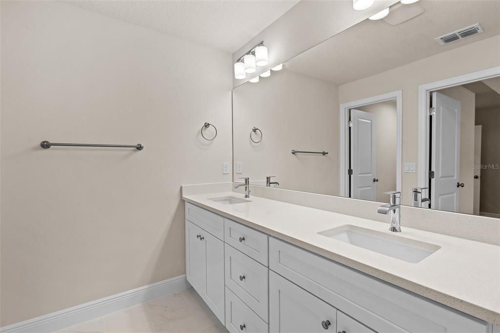 待售: $314,900 (3 贝兹, 2 浴室, 1856 平方英尺)