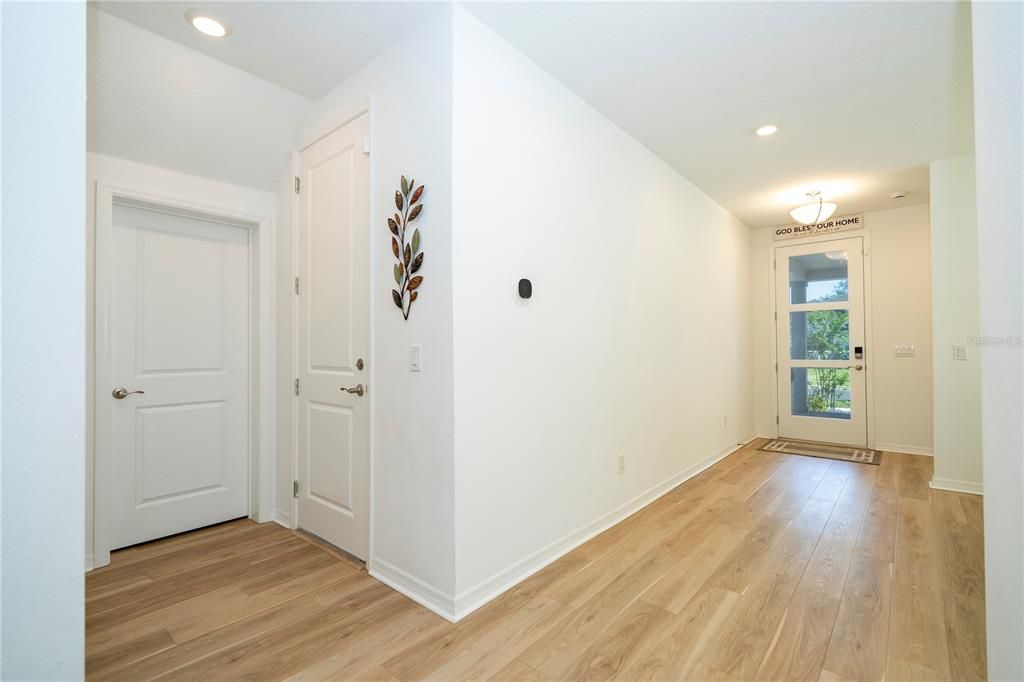 For Rent: $4,800 (5 beds, 4 baths, 3533 Square Feet)