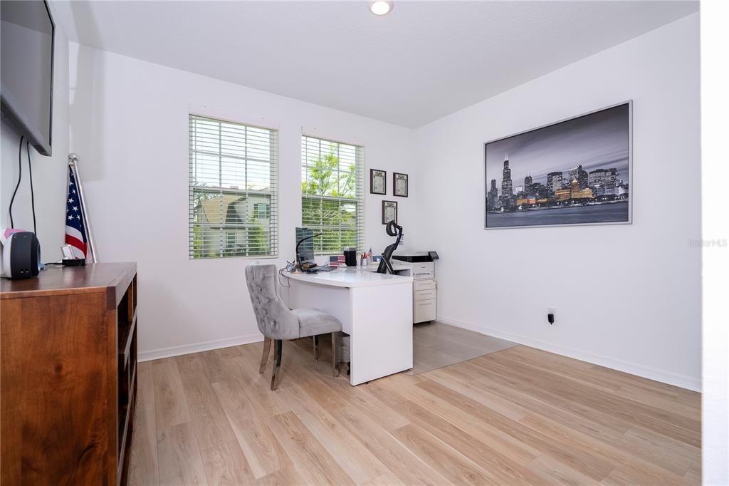 For Rent: $4,800 (5 beds, 4 baths, 3533 Square Feet)