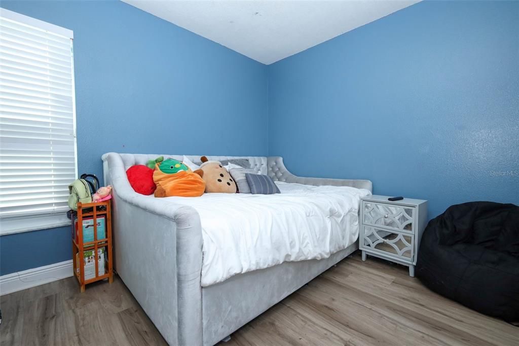 For Sale: $422,000 (3 beds, 2 baths, 1825 Square Feet)