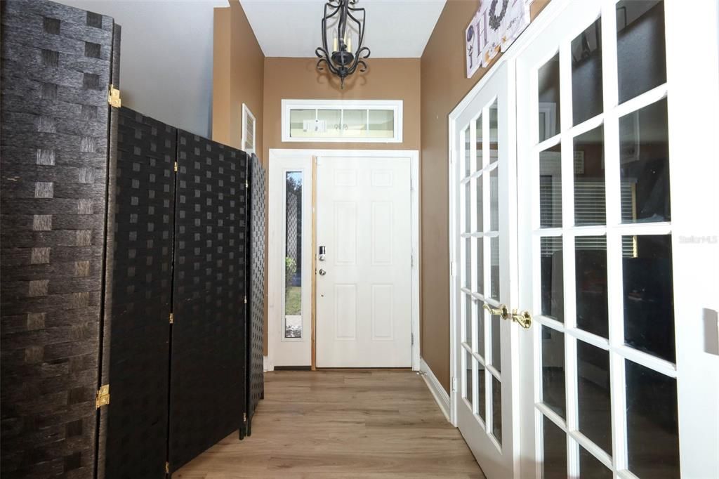 For Sale: $422,000 (3 beds, 2 baths, 1825 Square Feet)