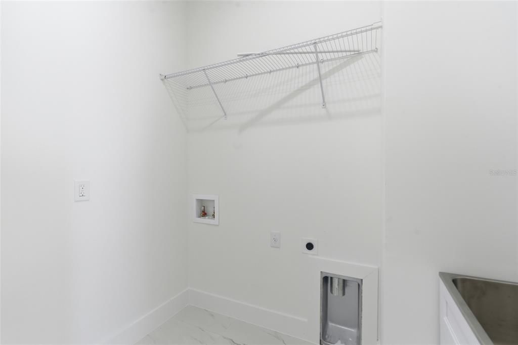 待售: $440,000 (4 贝兹, 3 浴室, 1855 平方英尺)