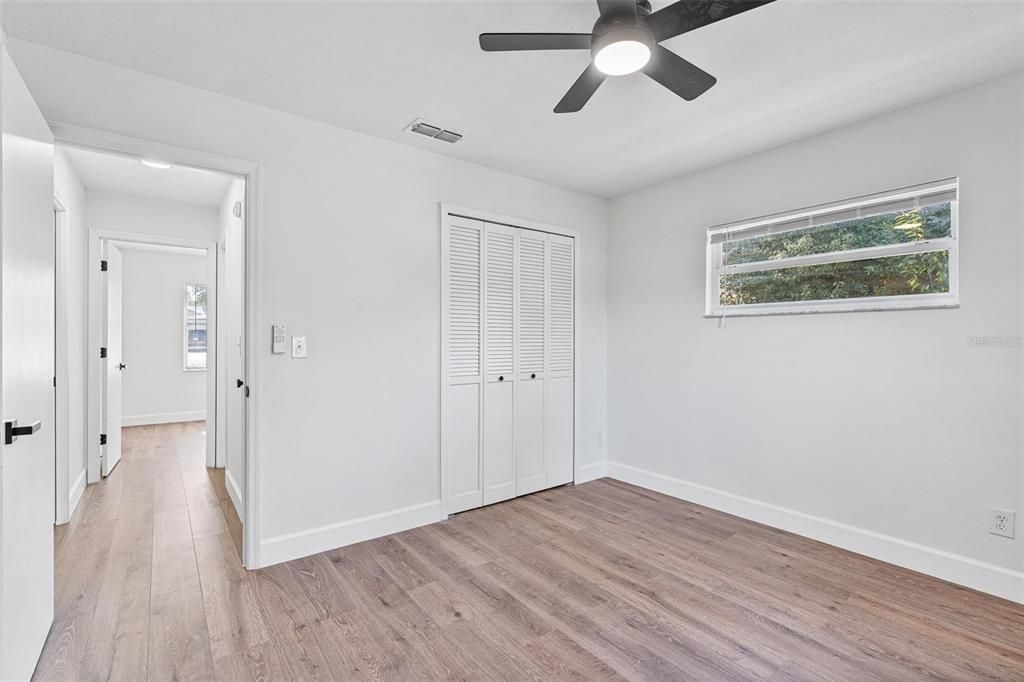 For Sale: $329,000 (3 beds, 2 baths, 1388 Square Feet)