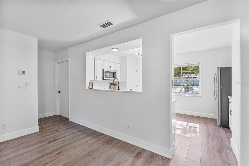 For Sale: $329,000 (3 beds, 2 baths, 1388 Square Feet)