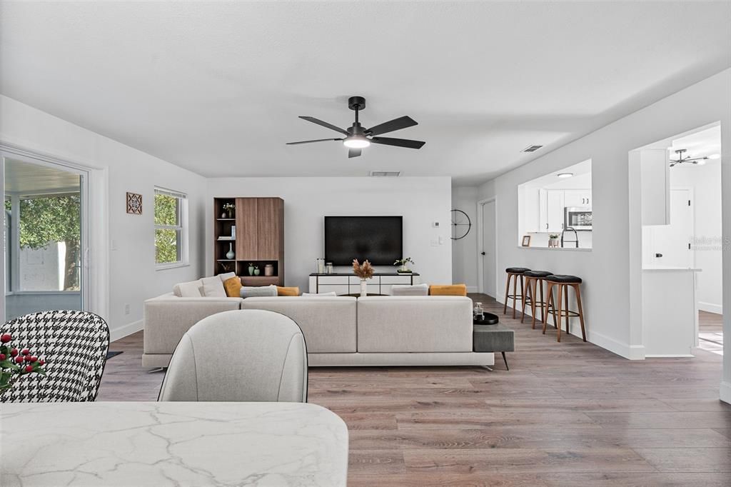 For Sale: $329,000 (3 beds, 2 baths, 1388 Square Feet)