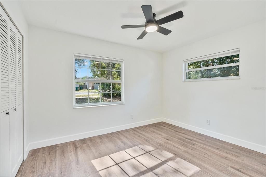 For Sale: $329,000 (3 beds, 2 baths, 1388 Square Feet)