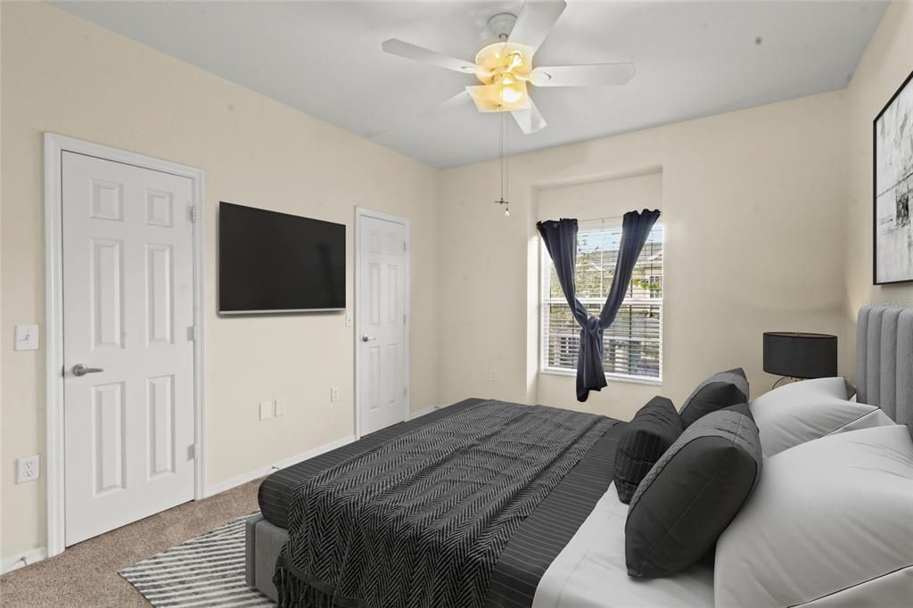 待售: $220,000 (2 贝兹, 2 浴室, 1156 平方英尺)