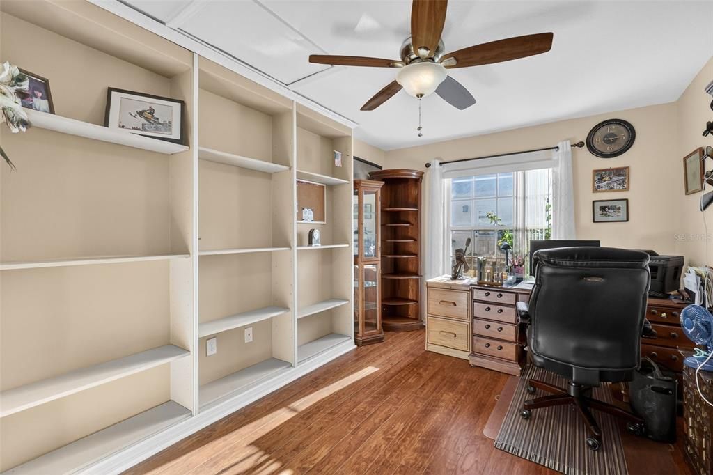 En Venta: $332,000 (2 camas, 2 baños, 1647 Pies cuadrados)