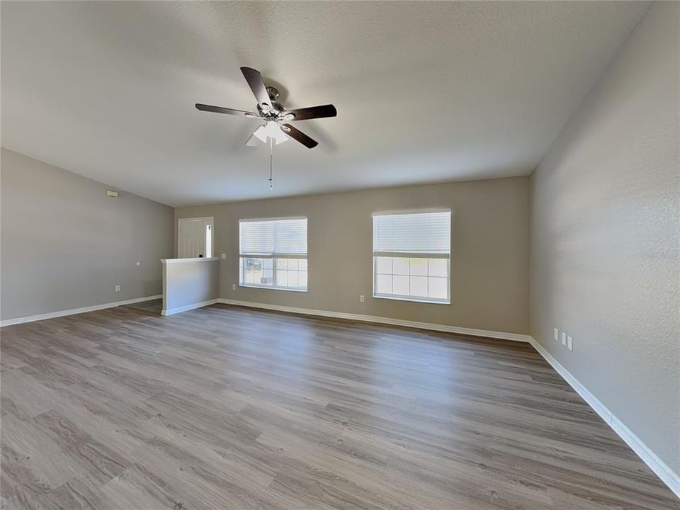 En Renta: $2,129 (3 camas, 2 baños, 1592 Pies cuadrados)