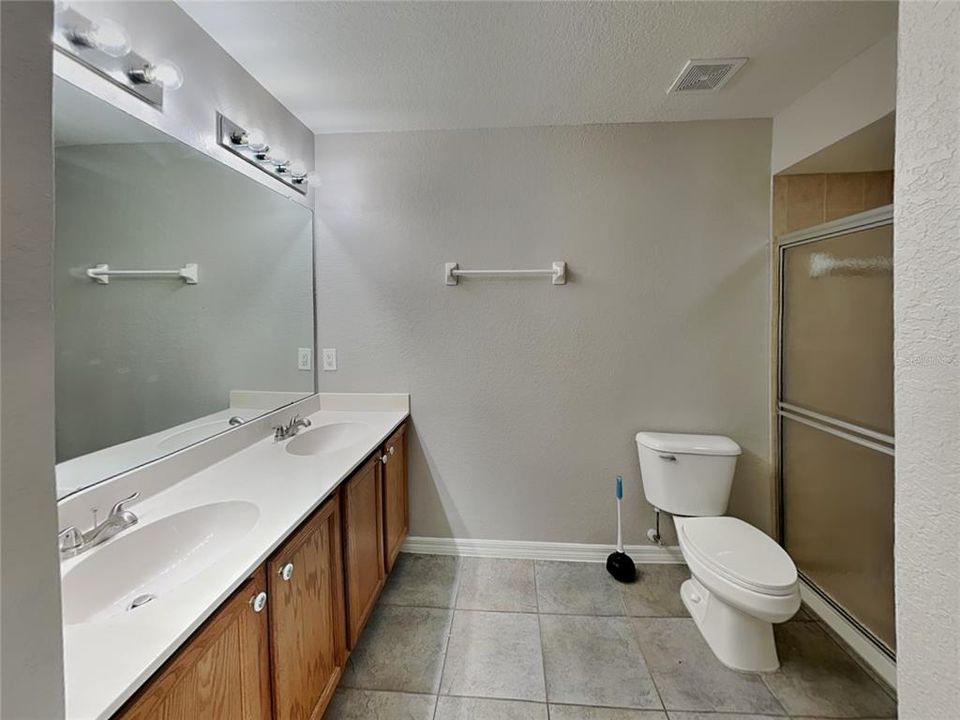 En Renta: $2,129 (3 camas, 2 baños, 1592 Pies cuadrados)