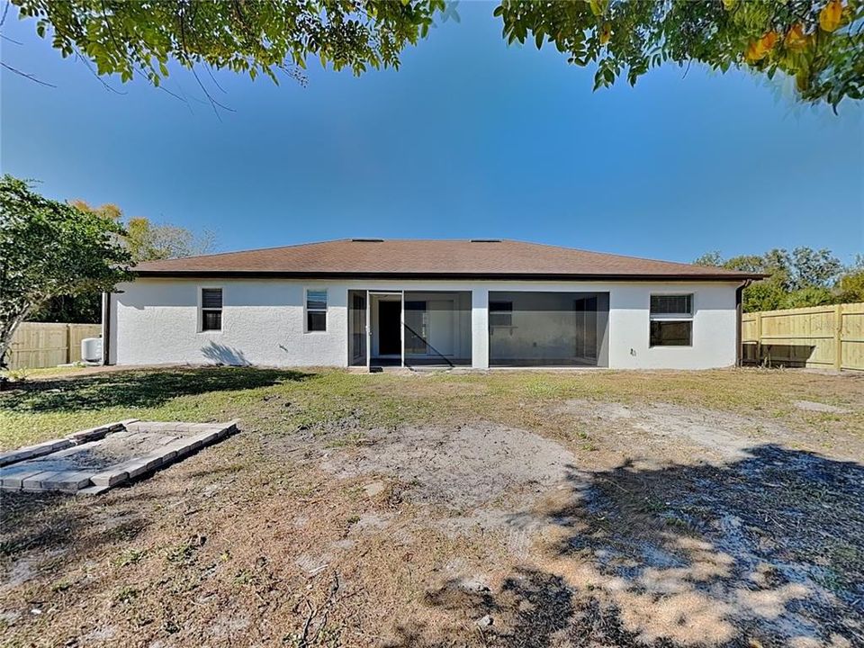 En Renta: $2,129 (3 camas, 2 baños, 1592 Pies cuadrados)