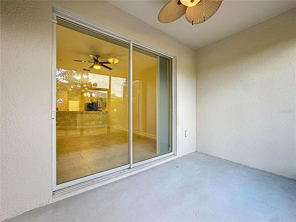 For Sale: $299,000 (2 beds, 2 baths, 1374 Square Feet)