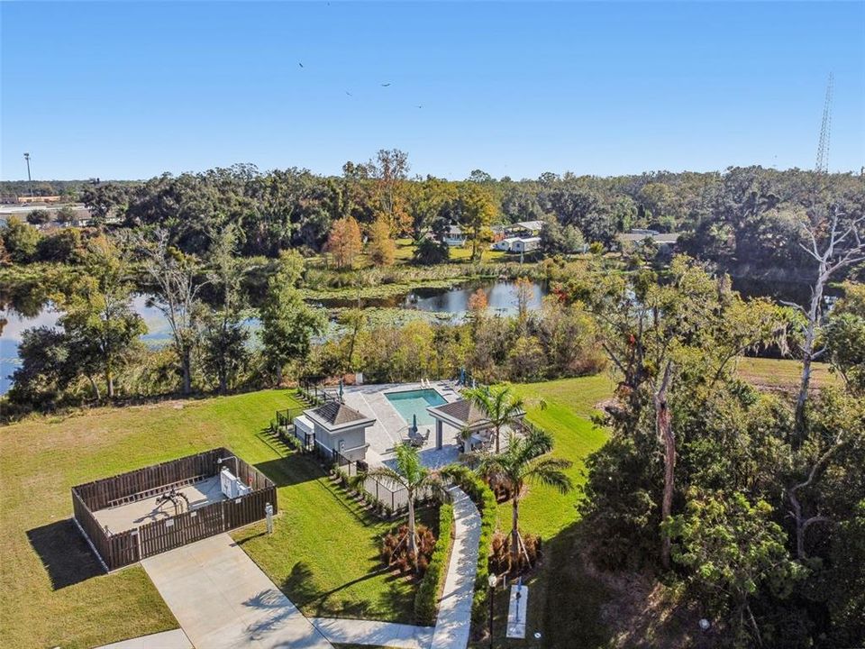 For Sale: $605,000 (3 beds, 3 baths, 2198 Square Feet)