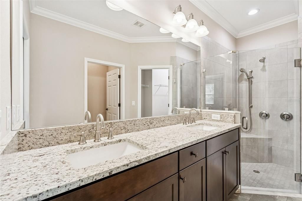 For Sale: $605,000 (3 beds, 3 baths, 2198 Square Feet)