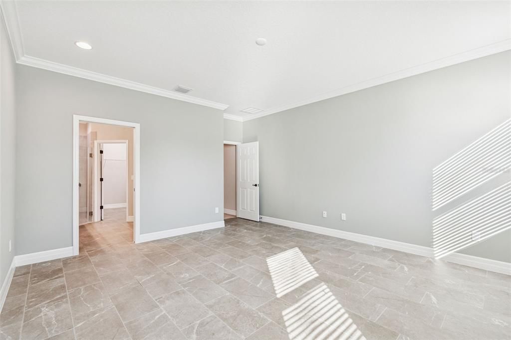 For Sale: $605,000 (3 beds, 3 baths, 2198 Square Feet)