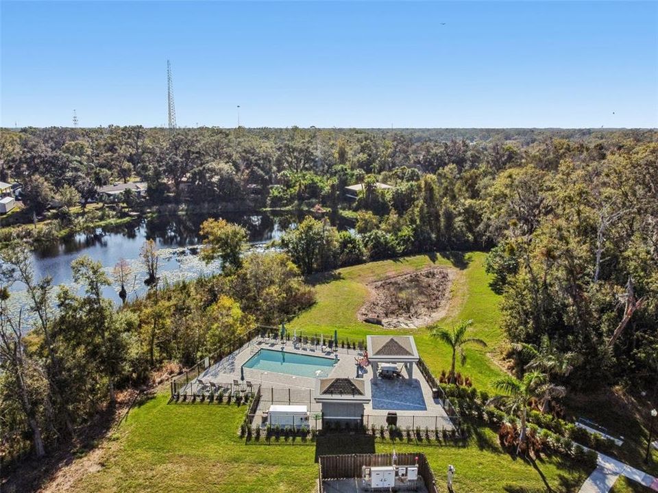 For Sale: $605,000 (3 beds, 3 baths, 2198 Square Feet)