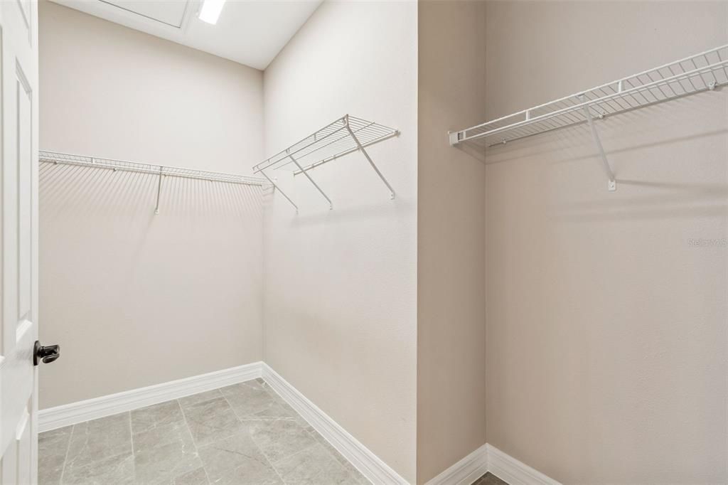 For Sale: $605,000 (3 beds, 3 baths, 2198 Square Feet)