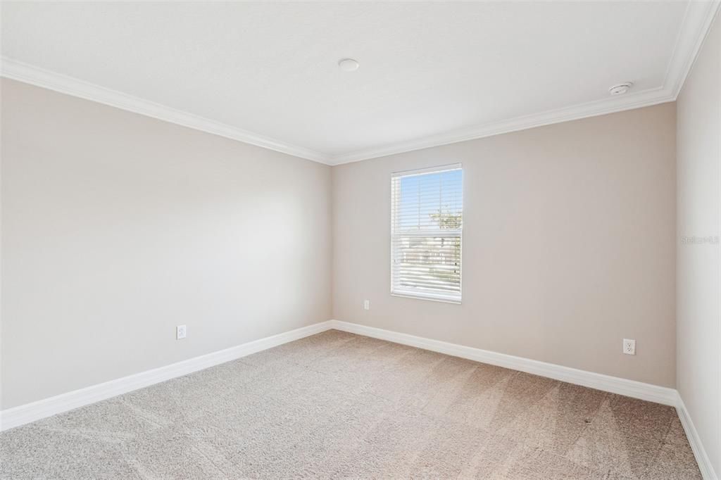 For Sale: $605,000 (3 beds, 3 baths, 2198 Square Feet)