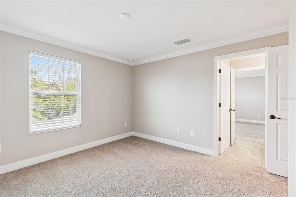 For Sale: $605,000 (3 beds, 3 baths, 2198 Square Feet)