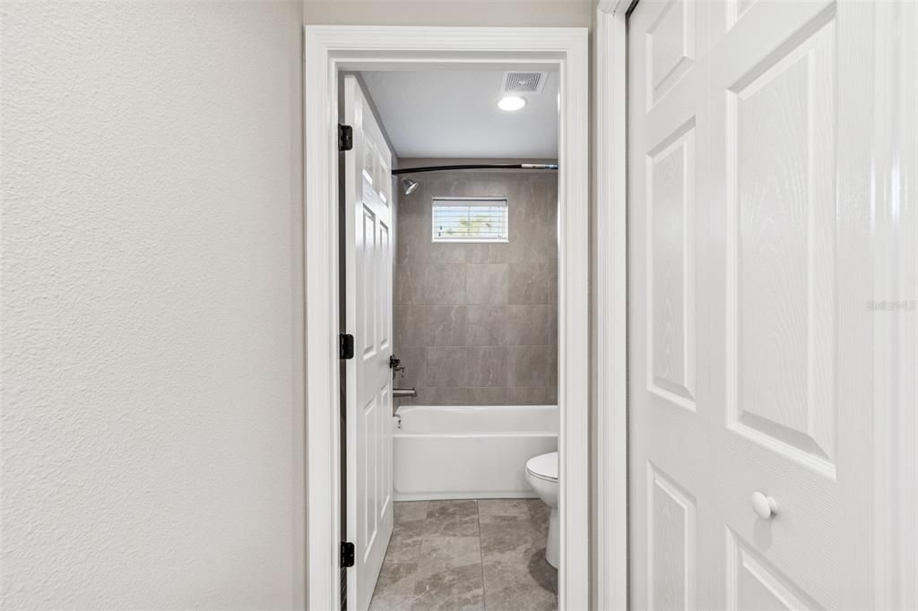 For Sale: $605,000 (3 beds, 3 baths, 2198 Square Feet)