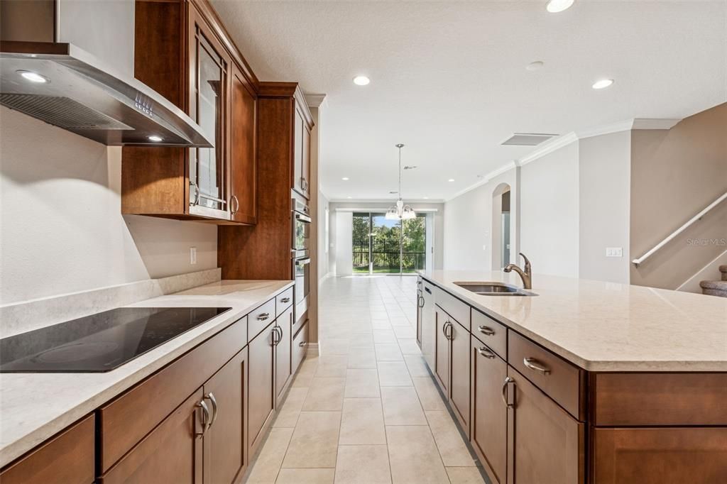 For Sale: $605,000 (3 beds, 3 baths, 2198 Square Feet)