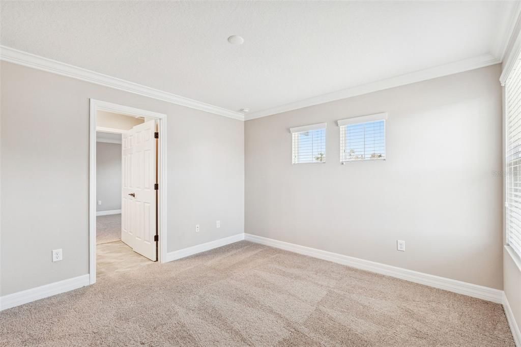 For Sale: $605,000 (3 beds, 3 baths, 2198 Square Feet)