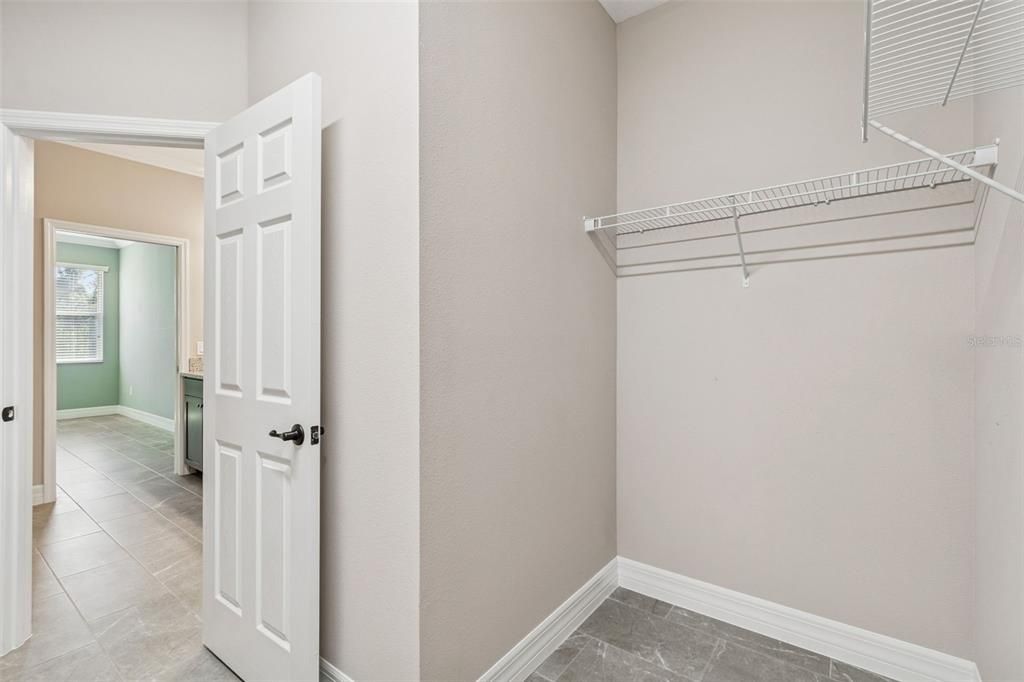 For Sale: $605,000 (3 beds, 3 baths, 2198 Square Feet)