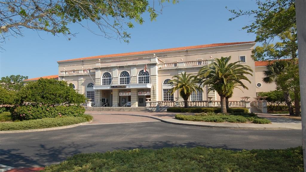 待售: $1,270,000 (4 贝兹, 3 浴室, 2609 平方英尺)