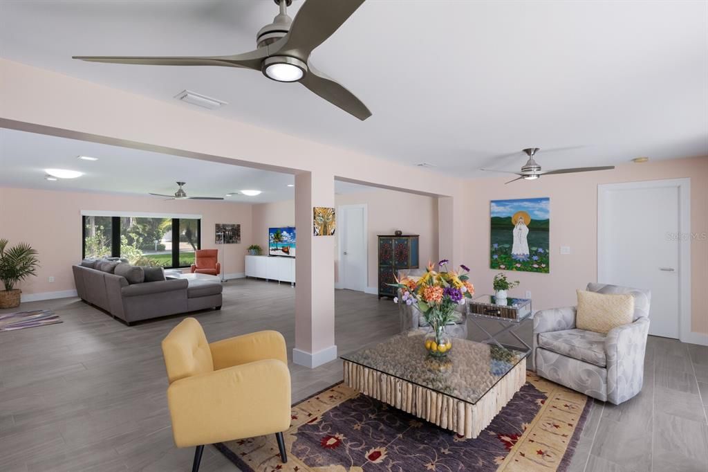 待售: $1,270,000 (4 贝兹, 3 浴室, 2609 平方英尺)