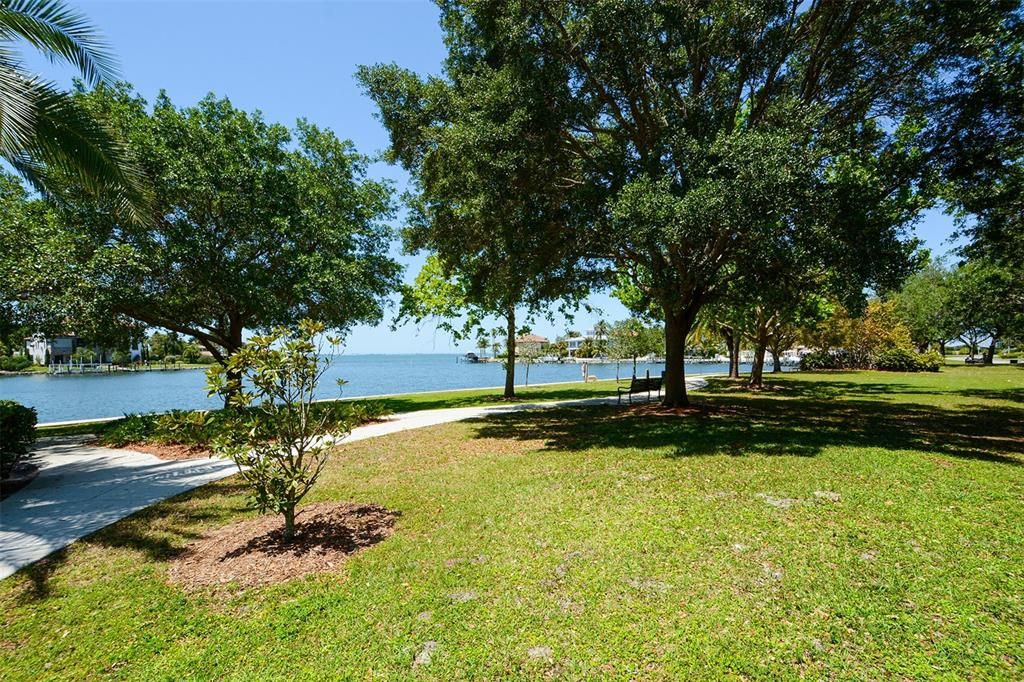 待售: $1,270,000 (4 贝兹, 3 浴室, 2609 平方英尺)