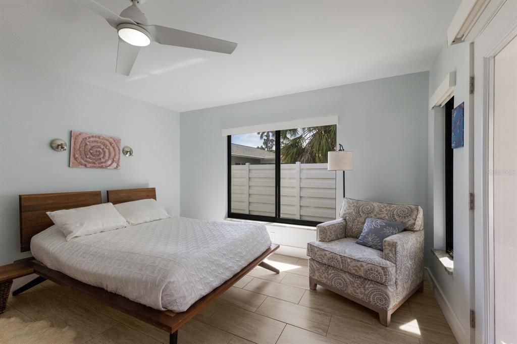 待售: $1,270,000 (4 贝兹, 3 浴室, 2609 平方英尺)