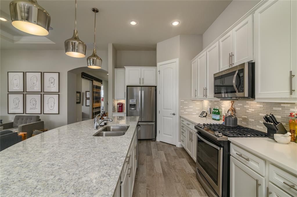 В аренду: $5,500 (3 спален, 2 ванн, 2014 Квадратных фут)